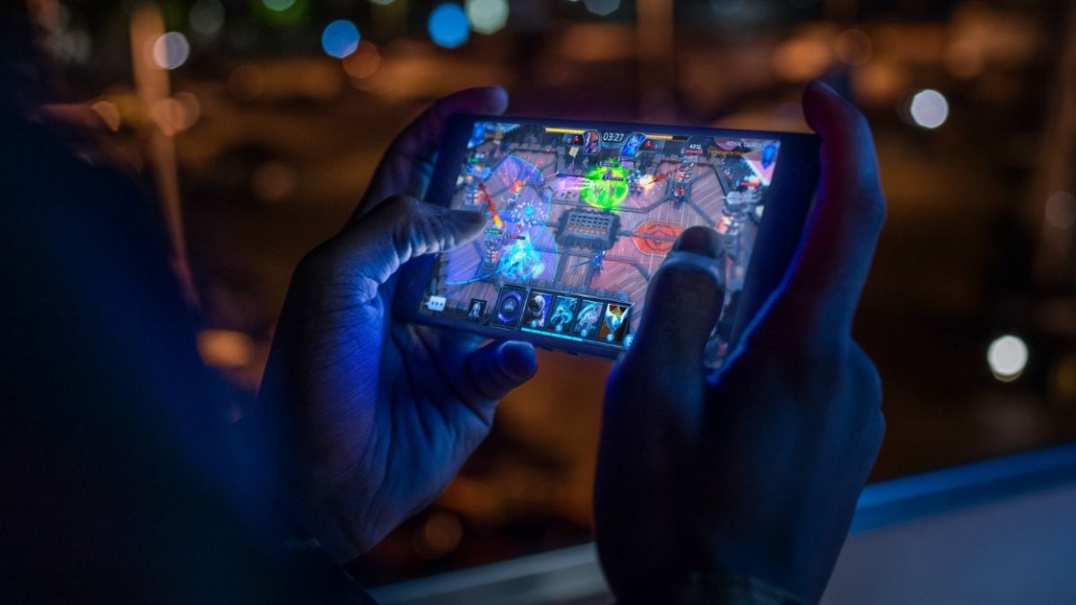 In 2022, mobile gaming is expected to surpass $136 billion